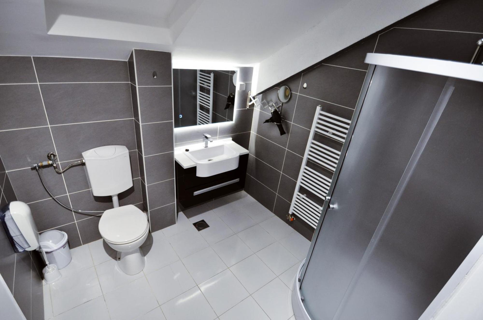 Citadela Suites - Free Parking Sarajevo Bagian luar foto