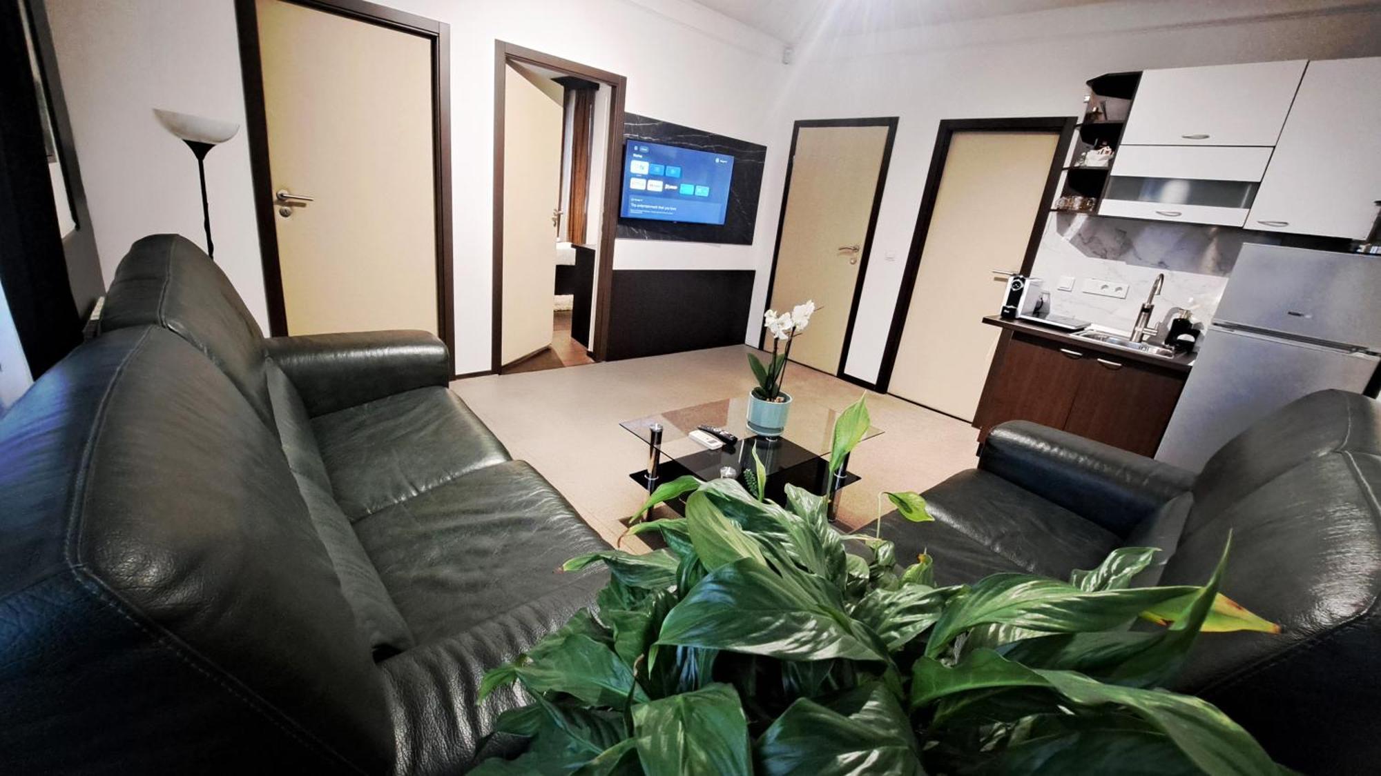 Citadela Suites - Free Parking Sarajevo Bagian luar foto