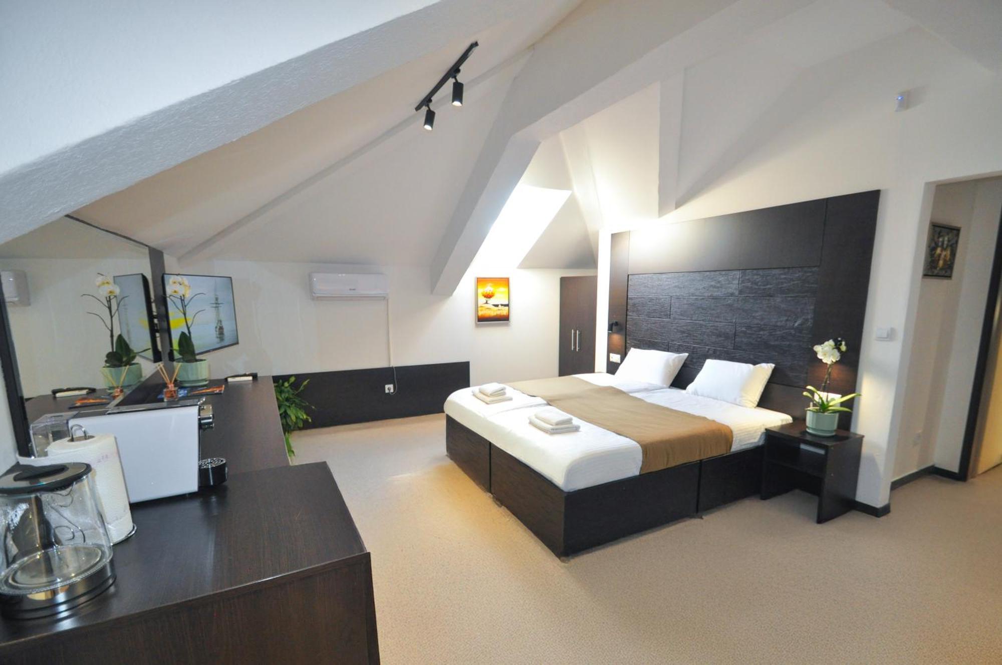 Citadela Suites - Free Parking Sarajevo Bagian luar foto