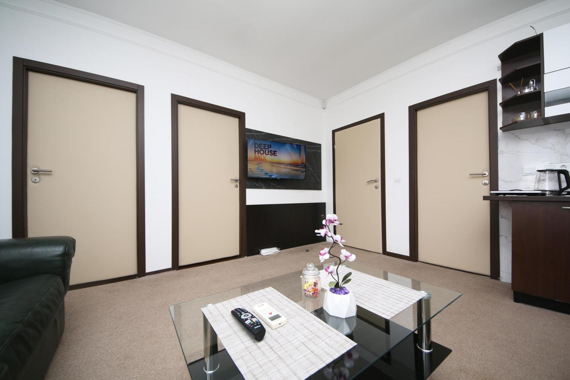 Citadela Suites - Free Parking Sarajevo Bagian luar foto